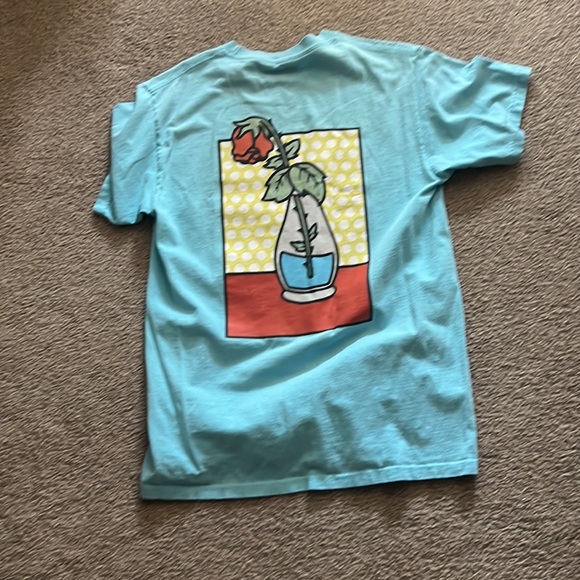 blue rose shirt - Picture 2 of 2